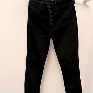 Black jeans with buttons